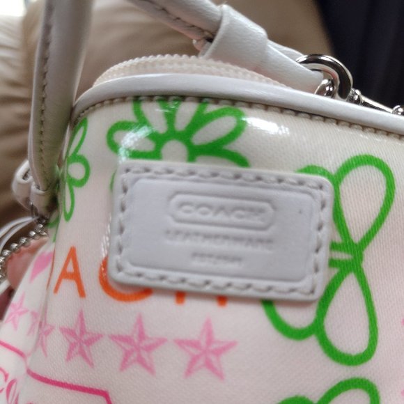 💜💖Cute Coach Bundle! - Picture 7 of 14